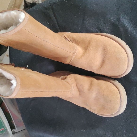 UGG Allegra Double Bailey Bows Chestnut Suede - Picture 2 of 3